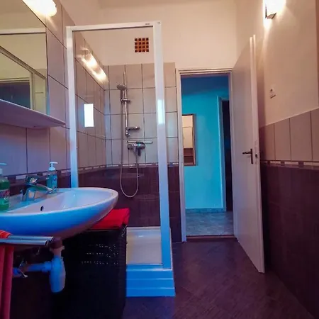 For 5 Ppl At Balaton *