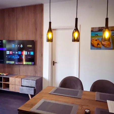 Διαμέρισμα For 5 Ppl At Balaton *