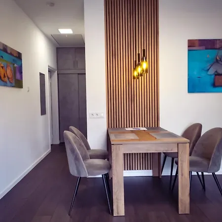 For 5 Ppl At Balaton *